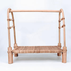 Barra de ratán para colgar vestidos y faldas de muñecas, soporte de madera natural de alta calidad para ropa de muñecas. - Product Image 6