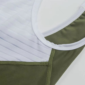 Tenue de cyclisme pour VTT grande taille, écologique, à séchage rapide et respirante, comprenant un maillot de cyclisme de haute qualité et un short à bretelles personnalisé - Product Image 3