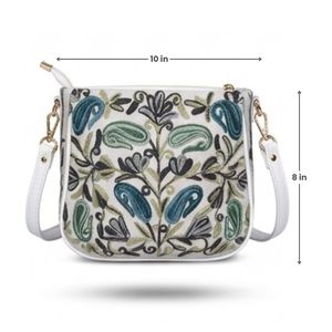 Bolso Bandolera con Bordado Sozni de Cachemira Blanco con Diseño Paisley en Verde Azulado y Verde - Product Image 4