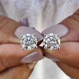 Boucles d'oreilles clous en diamant rond, diamant de laboratoire, or rose, or jaune, bijoux féminins, élégance scintillante, classique intemporel, pour tous les jours - Product Image 1
