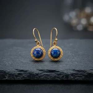 Boucles d'oreilles pendantes en laiton et lapis-lazuli naturel, bijoux artisanaux en pierres précieuses - Product Image 1