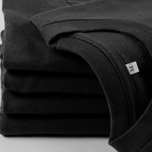 Camiseta Negra para Hombre con Estampado Clásico de Videojuegos, Diseño de Personajes, Manga Corta, Cuello Redondo, Corte Regular - Product Image 4