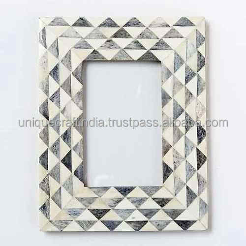 สีขาวและสีเทา