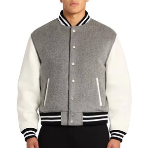 Veste varsity grise pour homme avec manches blanches, fermeture éclair en PU, logo sur le devant, style preppy, vêtement d'automne - Product Image 6