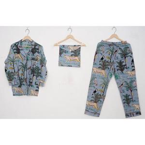 Pyjama en coton imprimé jungle à manches longues, ensemble deux pièces décontracté avec poches pour femme - Product Image 1