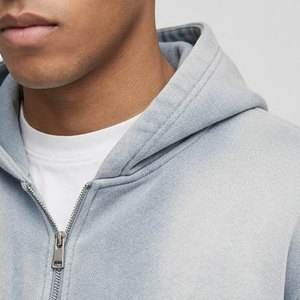 Conjunto de chándal para hombre con logo bordado personalizado, efecto desgastado por el sol, producto superventas, chándal con cremallera elegante para hombre. - Product Image 3