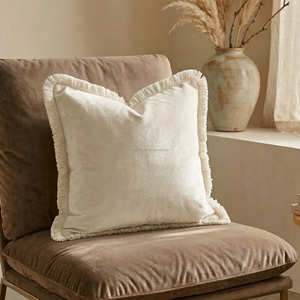 Housse de coussin en velours design vert olive, coussin décoratif d'appoint, décoration de luxe pour salon - Product Image 4