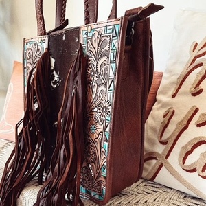 Sac à main de style bohème Western Cowgirl en poil de vache usiné à la main sur sac à bandoulière en cuir fabricant de sacs fourre-tout prêt à être stocké - Product Image 2