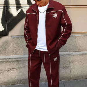 Ensemble veste légère et respirante à cordon de serrage avec finitions colorées et pantalon de sport ample et droit pour homme en polyester/nylon réfléchissant - Product Image 1