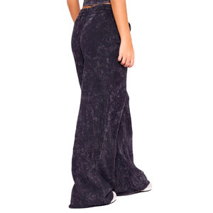 Joggers amples délavés à l'acide pour femmes, 100 % coton biologique, pantalons de survêtement évasés pour femmes avec strass et personnalisation de la marque - Product Image 3