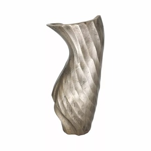 Vase mural en aluminium design industriel avec poignée, pour table, 8 pouces de long, 4,5 pouces de haut, écologique - Product Image 2