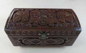 Best Design Wood Jewelry <b>Box</b> With Carved <b>Floral</b> Patterns And Metal Clasp For Storage - Product Image 4