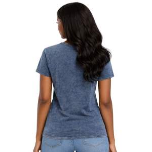 Camisa Premium de Mezclilla con Chenilla Delta Sigma Theta para Mujer, Ajuste Cómodo, Ropa de Alta Calidad para Hermandades Griegas, Uso Casual - Product Image 2