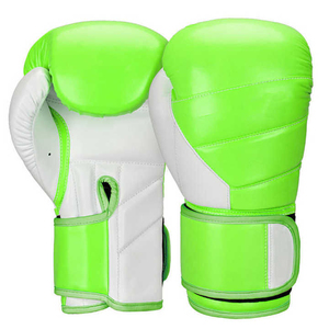 Gants de boxe en cuir noir avec fermeture à lacets pour adultes, équipement d'entraînement, design respirant - Product Image 4