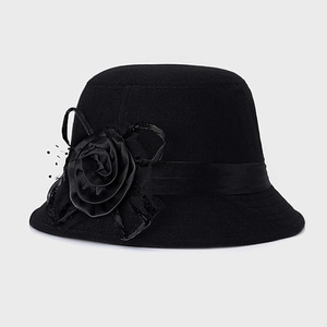 Casquette Gavroche Noire Tendance pour Femme – Chapeau Baker Boy à Rayures Fines avec Anneau Métallique pour l'Extérieur et les Fêtes (Vente en Gros) - Product Image 2