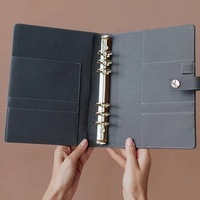 Organisateur de classeur à anneaux A5 personnalisé couverture de journal intime en cuir PU 2026 carnets de classeur de journaux pour cadeau