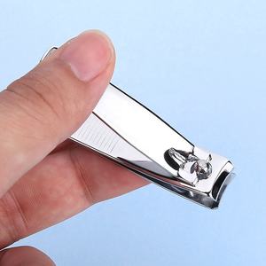 Coupe-ongles professionnel en acier inoxydable de haute qualité avec logo personnalisé pour les ongles des doigts et des orteils - Conception durable - Product Image 3