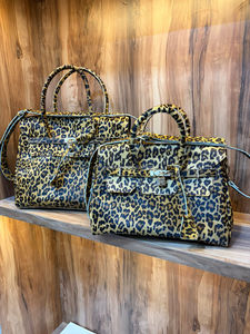 Bolso Tote de Cuero Vacuno Occidental para Mujer con Elegante Patrón de Logotipo de Pelo de Vaca, Bolso de Hombro para Viaje - Product Image 2