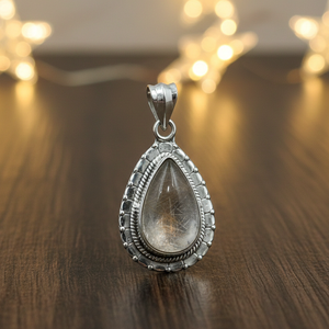 Cuarzo rutilado dorado natural, colgante de lágrima hecho a mano en plata de ley 925, diseño vintage, joyería curativa, regalo de Navidad - Product Image 1