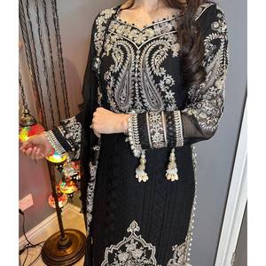 Beautiful <b>Indian</b> & Pakistani Clothing Elegant Party Wear <b>Top</b> Bottom Dupatta Set - Product Image 5