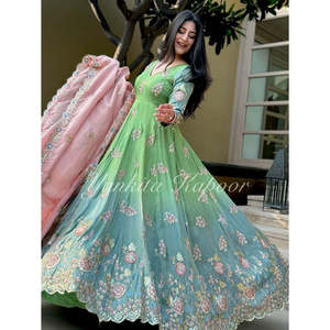 Hermoso Vestido de Fiesta con Falda y Dupatta, Talla XL - Product Image 1