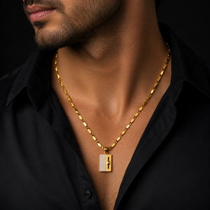Pendentif rectangulaire en or jaune 18 carats avec diamant, pour homme et unisexe, finition polie, micro-incrustation géométrique, idéal pour les fêtes, cadeau, ou usage quotidien - Product Image 1