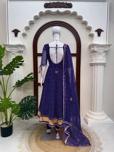 Ensemble indien pakistanais bleu imprimé pour femmes, robe Lahenga Choli avec dupatta, tenue de fête et de mariage - Product Image 3