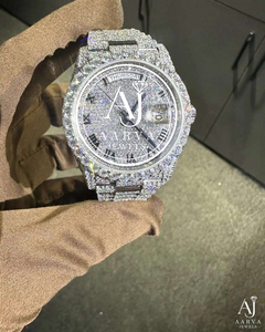 Montre de luxe en quartz Moissanite Iced Out, en acier inoxydable, analogique, avec cadran rond à chiffres romains classiques, unisexe - Product Image 2