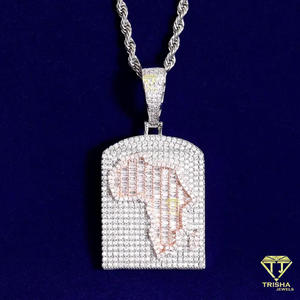 Colgante Hip Hop Personalizado con Letra para Hombre, con Moissanita Engastada a Mano y Plata 925 con Baño de Rodio, Joyería Certificada GIA - Product Image 5