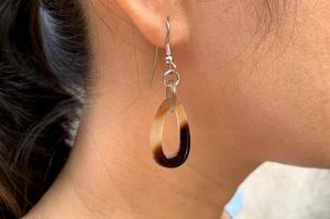 Pendientes Colgantes Ovalados de Cuerno de Búfalo Hechos a Mano, Ecológicos, Pulidos, Naturales, Artesanales, Joyería Moderna para Bodas - Product Image 6