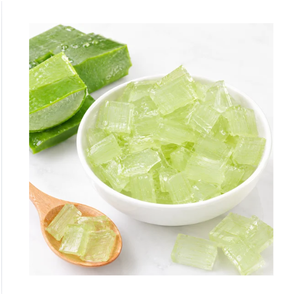 Dés de gelée d'aloe vera surgelés IQF verts pour boissons et desserts - Product Image 1