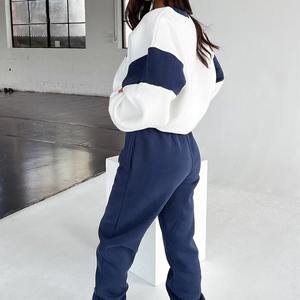 Ensemble de survêtement deux pièces de haute qualité avec logo personnalisé, couleur unie, pour femme, comprenant un sweat à capuche et un pantalon de jogging - Product Image 5