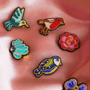 Breloques universitaires en perles de rocaille, mignonnes, personnalisées, en forme d'étoile, pour le quotidien, cadeau pour fille, nouveau style tendance pour la création de bijoux perlés - Product Image 1