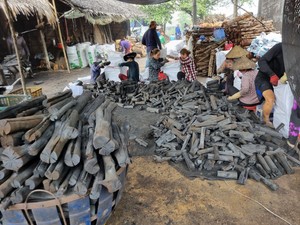 Vietnam Mangrove Lump Charcoal | <b>BBQ</b> High Heat & Long <b>Burning</b> <b>Wood</b> Charcoal 84973101511 - Product Image 4