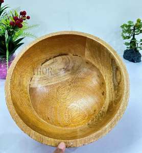 Bol en bois artisanal en bois naturel de six pouces, décoration rustique pour la cuisine, centre de table pour salade, fruits, dîner, maison - Product Image 6