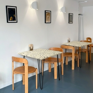 Mesa Baja de Comedor y Café 4GoodThings, Fabricada con Plástico Reciclado, Moderna, Minimalista, Impermeable, Apilable, Ecológica, Muebles para el Hogar - Product Image 5
