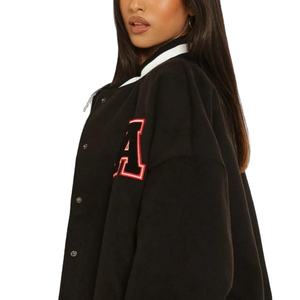 Chaqueta universitaria para mujer, chaqueta de béisbol de manga larga, hombros caídos, chaquetas universitarias Letterman personalizadas con tamaño y logotipo personalizados 2026 - Product Image 5