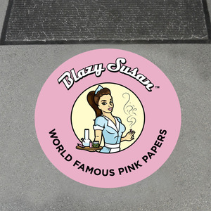 Calcomanía de suelo negro impermeable, pegatina de vinilo de laminación mate impresa en offset resistente a los rayos UV para tienda - Product Image 3