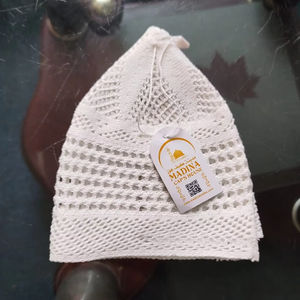 Chapeaux Kufi ajustables en coton 100% de haute qualité, bonnets tricotés pour homme, unisexe, personnalisables avec logo, style et motif, articles promotionnels pour adultes - Product Image 4