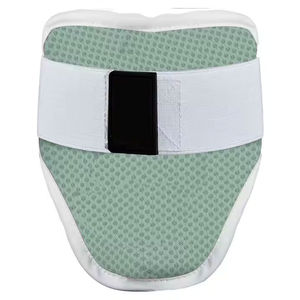 Protector de Codo de Béisbol y Sóftbol de Cuero Sports Defender Plus 2026, Protección para Jóvenes y Adultos, Correas Ajustables, Impermeable - Product Image 1