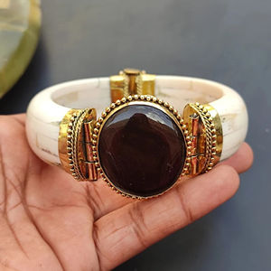 Pulsera de Metal Hecha a Mano, Estilo Vintage, Ecológica, Artesanía Romántica de la India, Ideal para Regalos de Bienvenida - Product Image 2