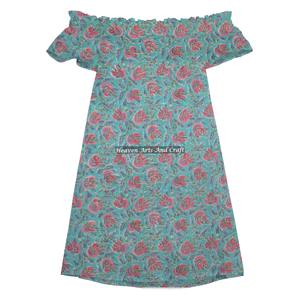 Nouvelle robe de soirée imprimée à épaules dénudées pour femmes matures, confortable et décontractée, motif artisanal - Product Image 6