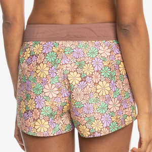 Short de bain pour femme, design personnalisé, vente en gros, attrayant, pour l'extérieur, avec poches, avec votre propre logo. - Product Image 5