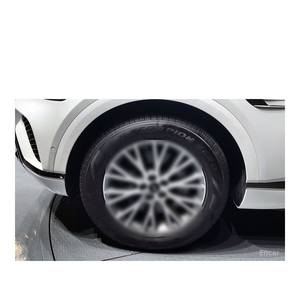 Genesis GV80 2.5T 2024, Gasolina, 2WD, con Caja de Cambios Automática, Asientos de Cuero, Cámara Trasera - 13,839 km - Product Image 5