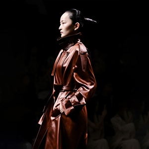 New Collection ODM <b>Women's</b> Winter Coat ROH CLASSIC DOUBLE-BREASTED TRENCH COAT Elegant Trench Coat <b>Women</b> Long <b>Belted</b> Outerwear - Product Image 3