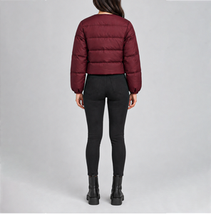 Veste courte matelassée à col rond et boutons-pression pour femme, style minimaliste, avec logo personnalisé, pour l'automne et l'hiver, streetwear décontracté - Product Image 2