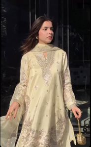 Conjunto de Fiesta de Diseñador: Top, Sharara y Palazzo con Dupatta, Traje Étnico Bordado de Lujo para Boda y Festividades para Mujer - Product Image 6