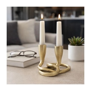 Porte-bougie double en métal durable au design torsadé pour la décoration de la maison - Product Image 3