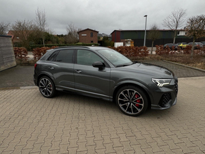 Tout Nouveau SUV Audi RSQ8 2025 Turbo TFSI Quattro 600 CV Sièges en Cuir Foncé Toit Ouvrant Panoramique Phares à LED Automatiques R20 - Product Image 3