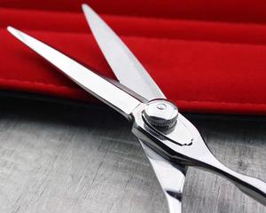 Ciseaux de coiffure professionnels en acier inoxydable 440C, lame tranchante, manche long, pour droitiers, pour usage en salon de coiffure - Product Image 3